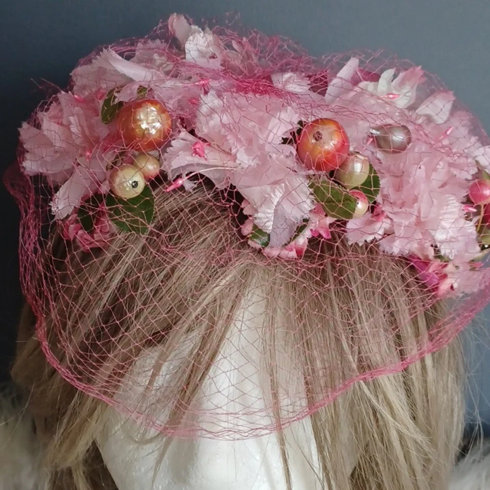Vintage Gorgeous Fascinator /Toque